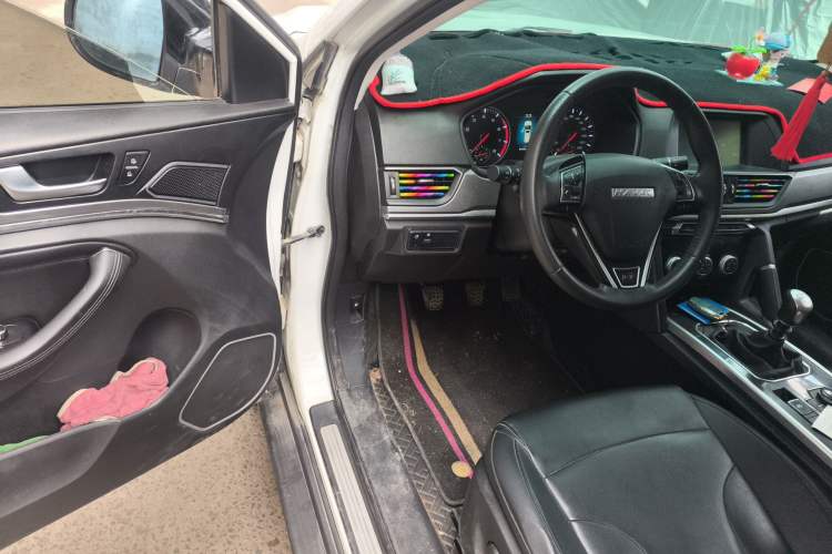 Used Haval H6 2018 Red-Label Sport Version 1.5T Manual Two-Wheel Drive Elite Model Driver Seat