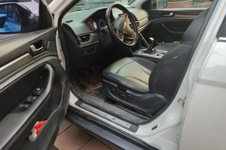 Used Haval H6 2018 Blue Label Sport Edition 1.5T Manual Two-Wheel Drive Elite Model Driver Seat