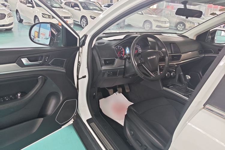 Used Haval H6 2018 Red-Label Sport Version 1.5T Manual Two-Wheel Drive Elite Model Driver Seat
