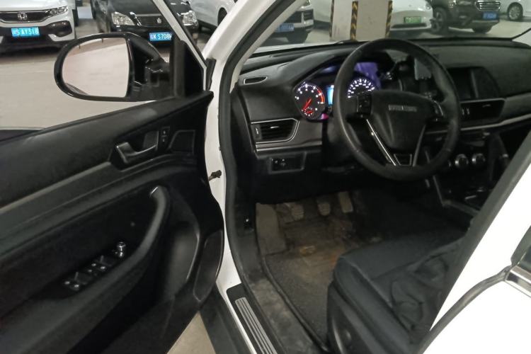 Used Haval H6 2018 Red-Label Sport Version 1.5T Manual Two-Wheel Drive Elite Model Driver Seat