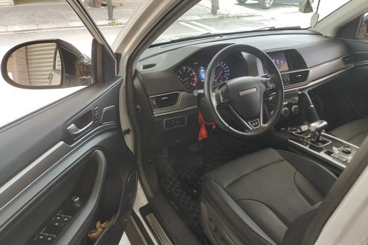 Used Haval H6 2018 Blue Label Sport Edition 1.5T Automatic Two-Wheel Drive Elite Model Driver Seat