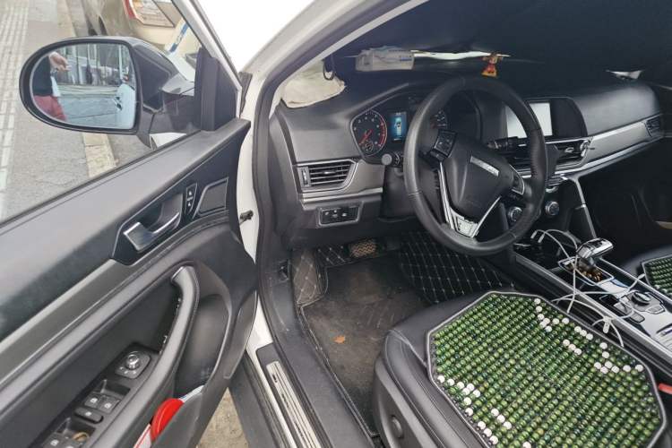 Used Haval H6 2018 Blue Label Sport Edition 1.5T Automatic Two-Wheel Drive Elite Model Driver Seat