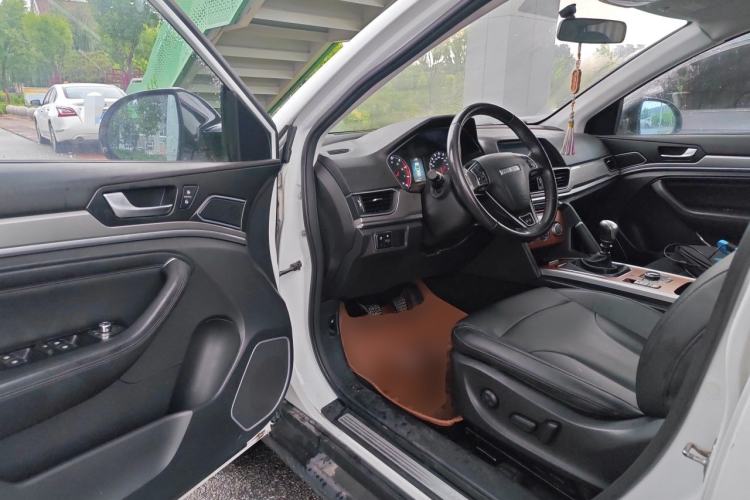 Used Haval H6 2018 Red-Label Sport Version 1.5T Manual Two-Wheel Drive Elite Model Driver Seat