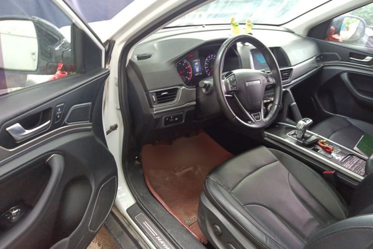 Used Haval H6 2018 Sport Edition 1.5T Automatic Two-Wheel Drive Prestige Model China V Standard Driver Seat