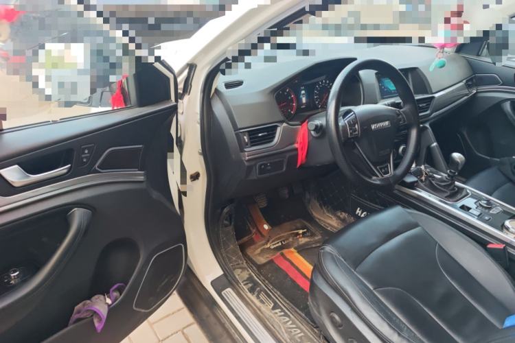 Used Haval H6 2018 Sport Edition 1.5T Manual Two-Wheel Drive Elite Model China V Standard Driver Seat