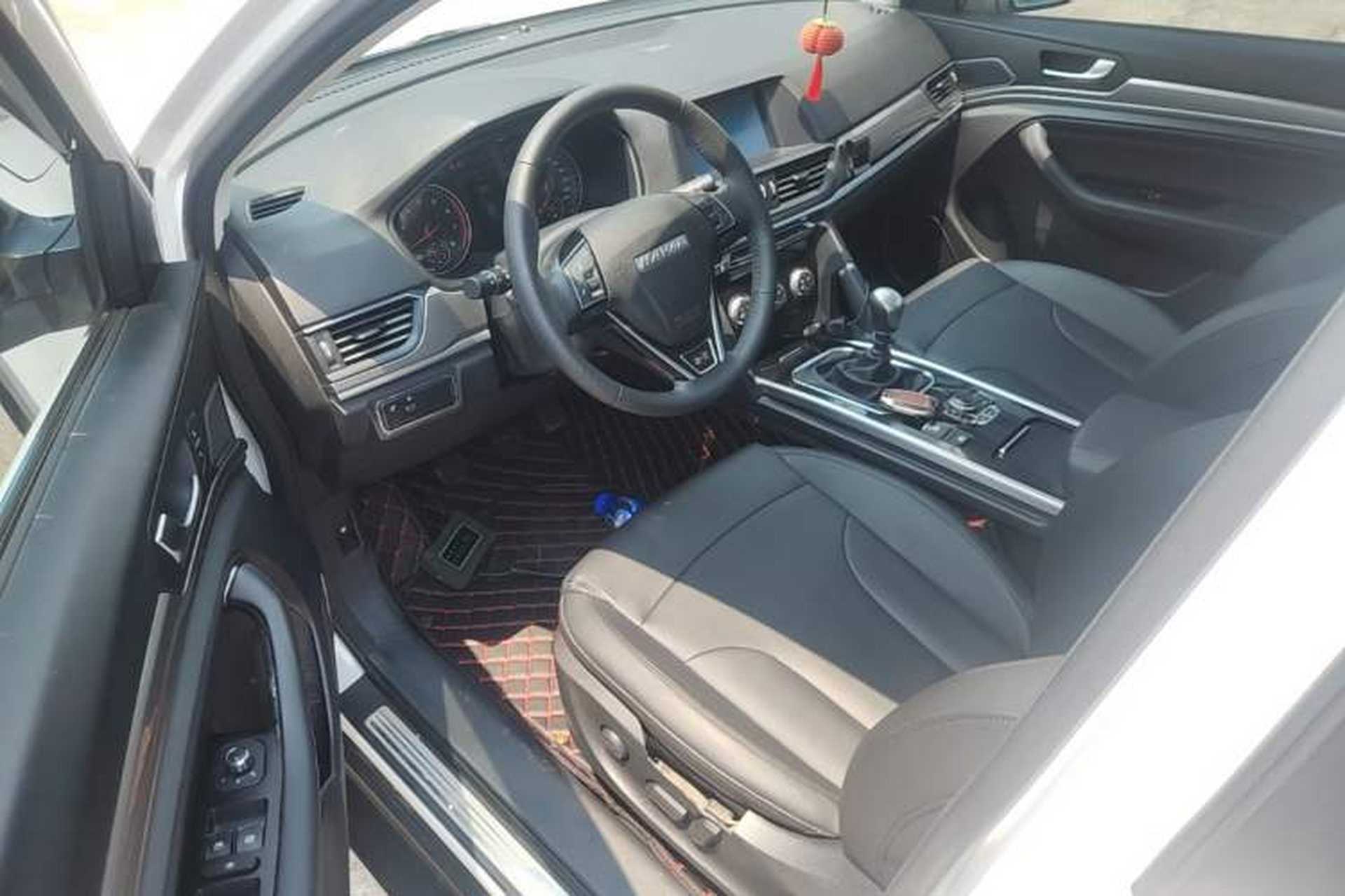 Used Haval H6 2018 Red-Label Sport Version 1.5T Manual Two-Wheel Drive Elite Model Driver Seat