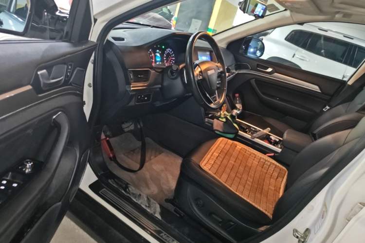 Used Haval H6 2018 Red-Label Sport Edition 1.5T Automatic Two-Wheel Drive Elite Model Driver Seat