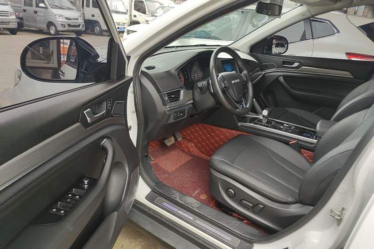 Used Haval H6 2018 Blue Label Sport Edition 1.5T Automatic Two-Wheel Drive Prestige Model Driver Seat