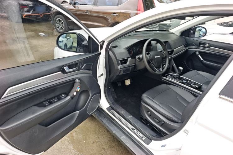 Used Haval H6 2018 Blue Label Sport Edition 1.5T Manual Two-Wheel Drive Elite Model Driver Seat