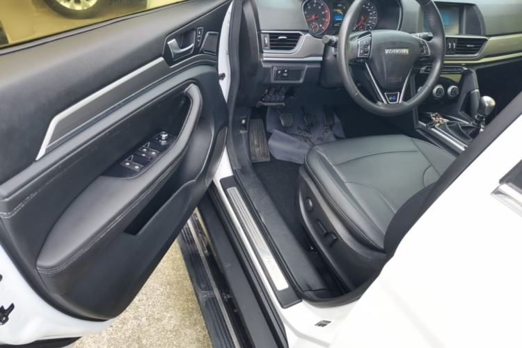 Used Haval H6 2018 Blue Label Sport Edition 1.5T Manual Two-Wheel Drive Elite Model Driver Seat
