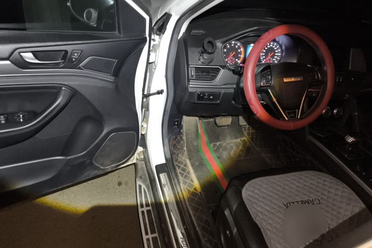 Used Haval H6 2018 Blue Label Sport Edition 1.5T Automatic Two-Wheel Drive Elite Model Driver Seat