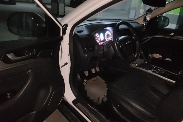 Used Haval H6 2018 Blue Label Sport Edition 1.5T Manual Two-Wheel Drive Elite Model Driver Seat