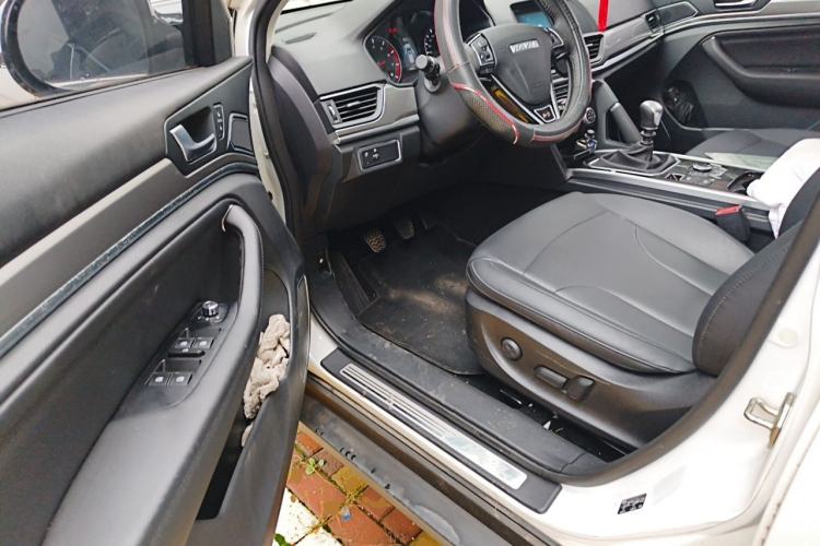 Used Haval H6 2018 Red-Label Sport Version 1.5T Manual Two-Wheel Drive Elite Model Driver Seat