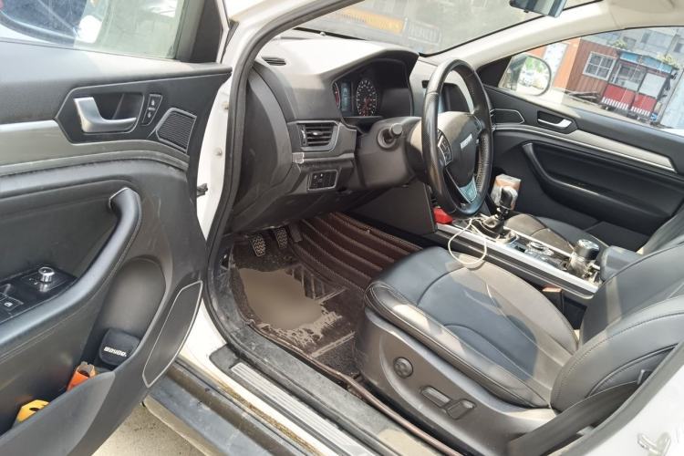 Used Haval H6 2018 Blue Label Sport Edition 1.5T Manual Two-Wheel Drive Elite Model Driver Seat