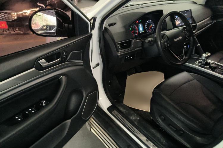 Used Haval H6 2018 Sport Edition 1.5T Automatic Two-Wheel Drive Elite Model China V Standard Driver Seat