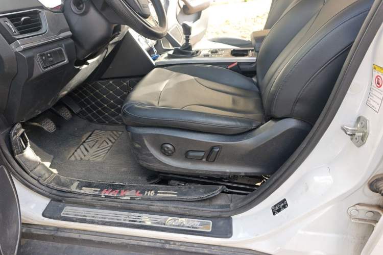 Used Haval H6 2018 Red-Label Sport Version 1.5T Manual Two-Wheel Drive Elite Model Driver Seat