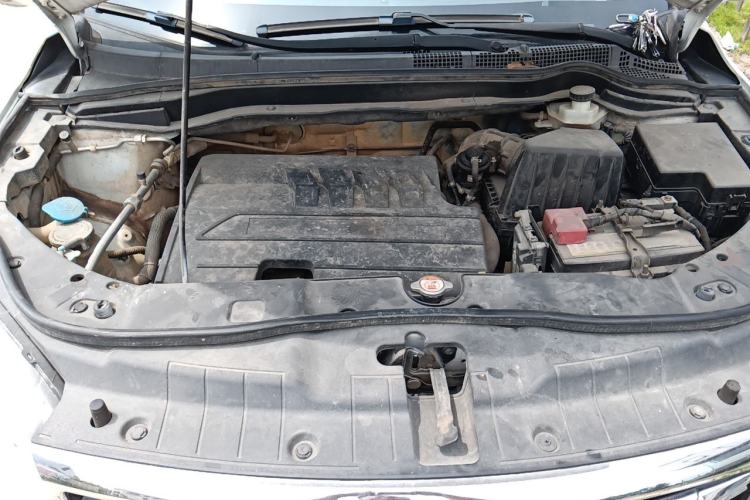 Used Haval H6 2018 Sport Edition 1.5T Automatic Two-Wheel Drive Elite Model China V Standard Engine Bay