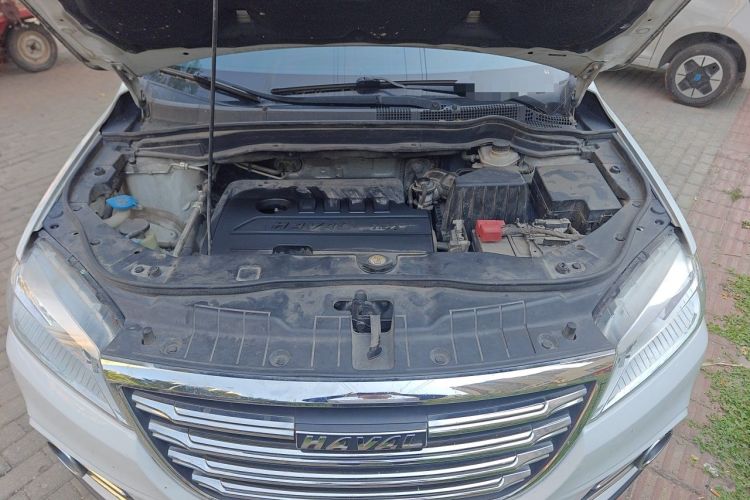 Used Haval H6 2018 Sport Edition 1.5T Manual Two-Wheel Drive Elite Model China V Standard Engine Bay