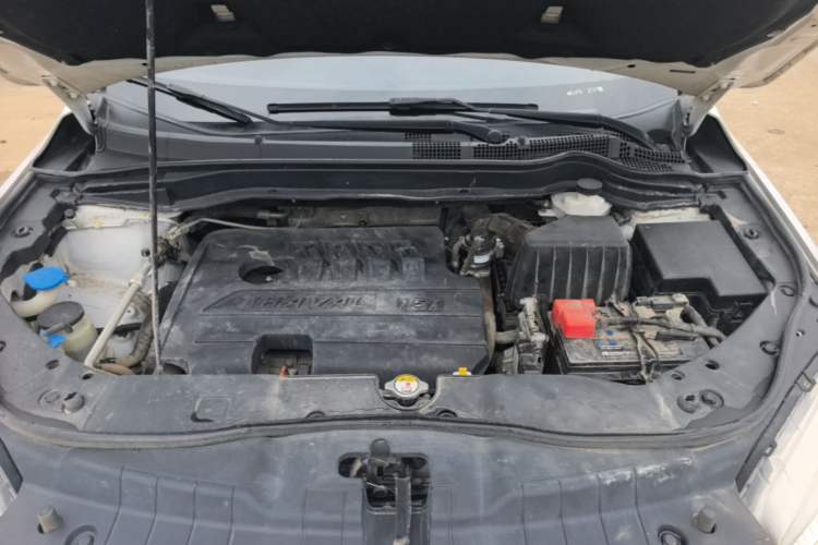 Used Haval H6 2018 Sport Edition 1.5T Automatic Two-Wheel Drive Elite Model China V Standard Engine Bay