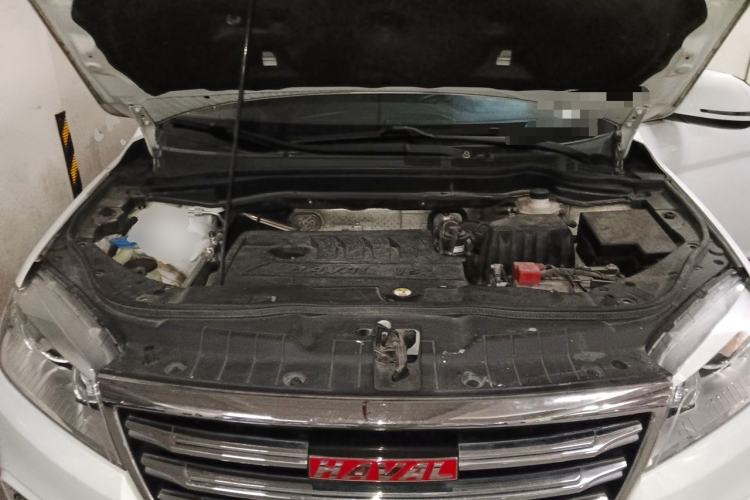 Used Haval H6 2018 Red-Label Sport Version 1.5T Manual Two-Wheel Drive Elite Model Engine Bay