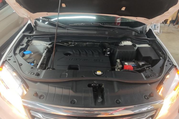 Used Haval H6 2018 Sport Edition 1.5T Automatic Two-Wheel Drive Elite Model China V Standard Engine Bay