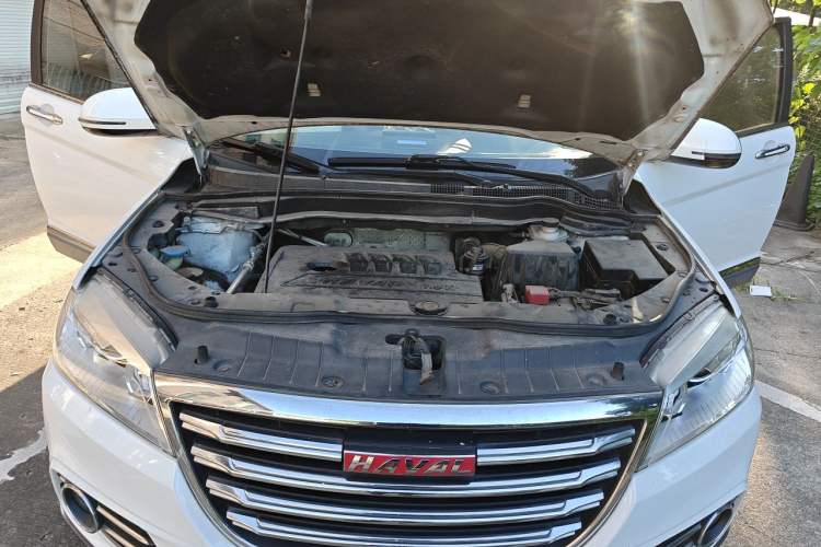 Used Haval H6 2018 Red-Label Sport Version 1.5T Manual Two-Wheel Drive Elite Model Engine Bay