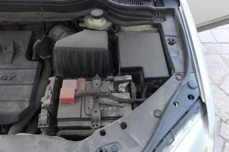 Used Haval H6 2018 Red-Label Sport Edition 1.5T Automatic Two-Wheel Drive Elite Model Engine Bay Left