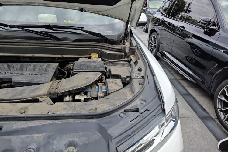 Used Haval H6 2018 Red-Label 1.5T Automatic Luxury Model Engine Bay Left