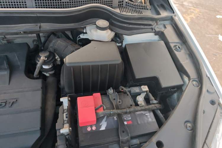 Used Haval H6 2018 Red-Label Sport Edition 1.5T Automatic Two-Wheel Drive Elite Model Engine Bay Left