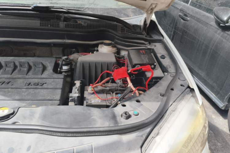 Used Haval H6 2018 Red-Label Sport Version 1.5T Manual Two-Wheel Drive Elite Model Engine Bay Left