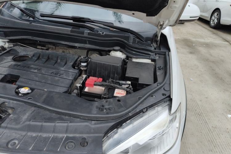 Used Haval H6 2018 Red-Label Sport Edition 1.5T Automatic Two-Wheel Drive Prestige Model Engine Bay Left