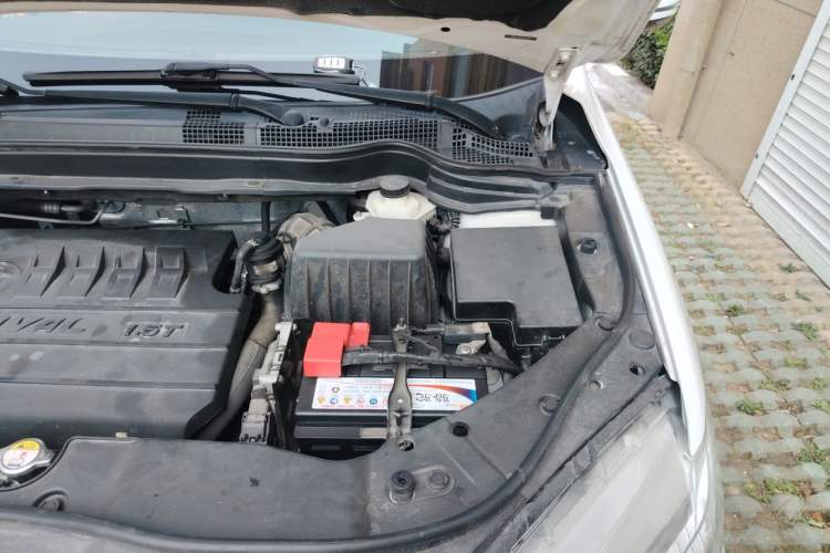 Used Haval H6 2018 Red-Label Sport Edition 1.5T Automatic Two-Wheel Drive Prestige Model Engine Bay Left