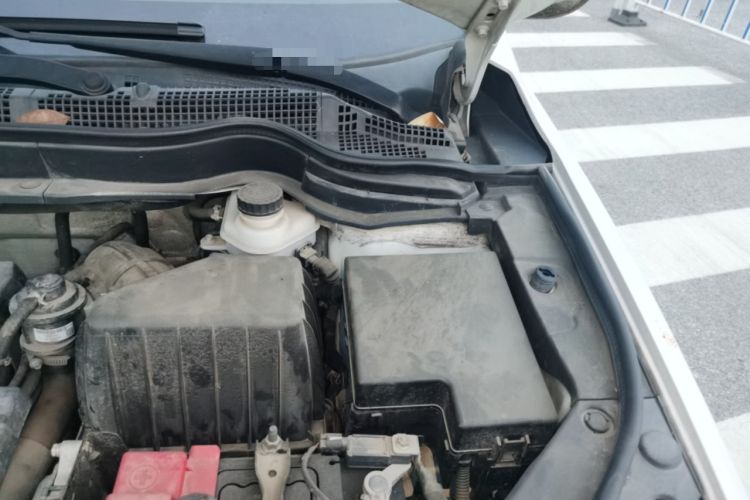 Used Haval H6 2018 Red-Label Sport Version 1.5T Manual Two-Wheel Drive Elite Model Engine Bay Left