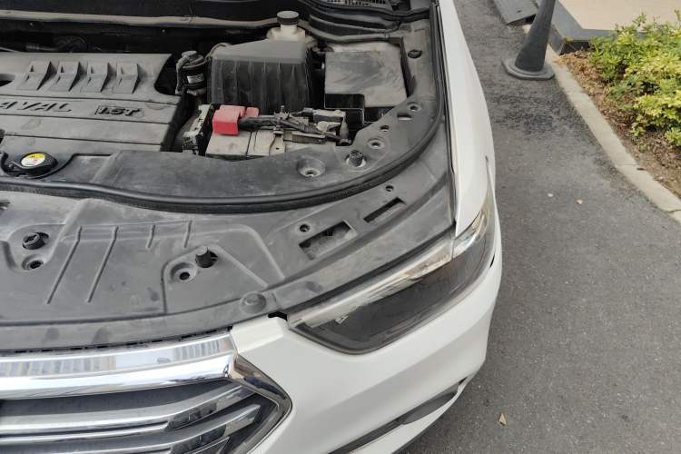 Used Haval H6 2018 Blue Label Sport Edition 1.5T Automatic Two-Wheel Drive Elite Model Engine Bay Left