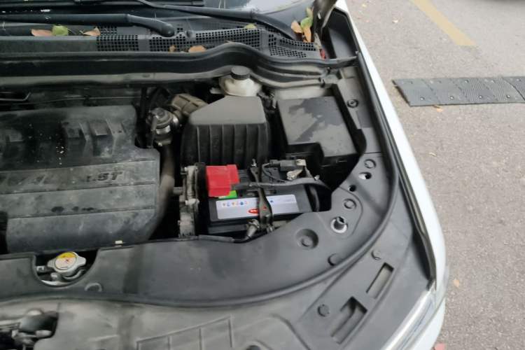 Used Haval H6 2018 Blue Label Sport Edition 1.5T Automatic Two-Wheel Drive Elite Model Engine Bay Left