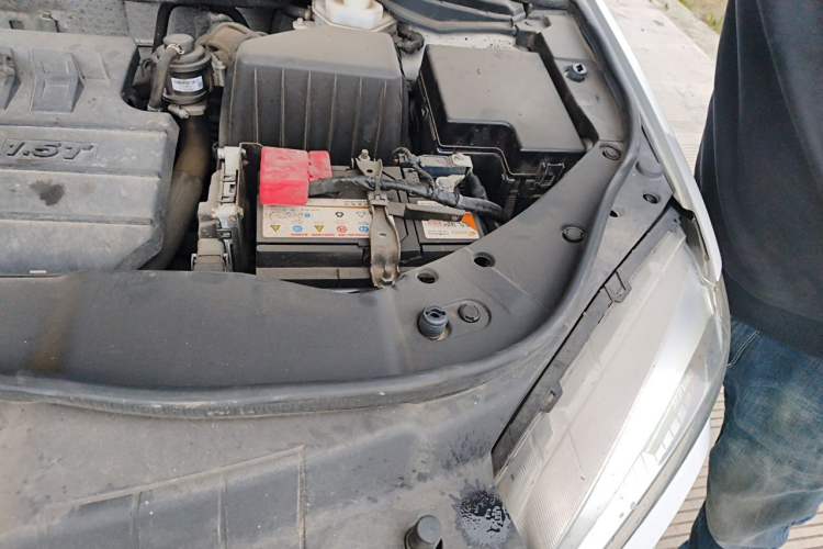 Used Haval H6 2018 Red-Label Sport Edition 1.5T Automatic Two-Wheel Drive Elite Model Engine Bay Left