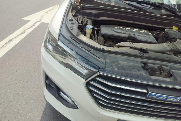 Used Haval H6 2018 Blue-Label 1.5T Automatic Luxury Model Engine Bay Right