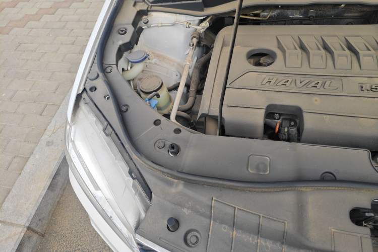 Used Haval H6 2018 Red-Label Sport Edition 1.5T Automatic Two-Wheel Drive Prestige Model Engine Bay Right