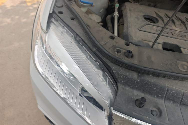 Used Haval H6 2018 Red-Label Sport Version 1.5T Manual Two-Wheel Drive Elite Model Engine Bay Right