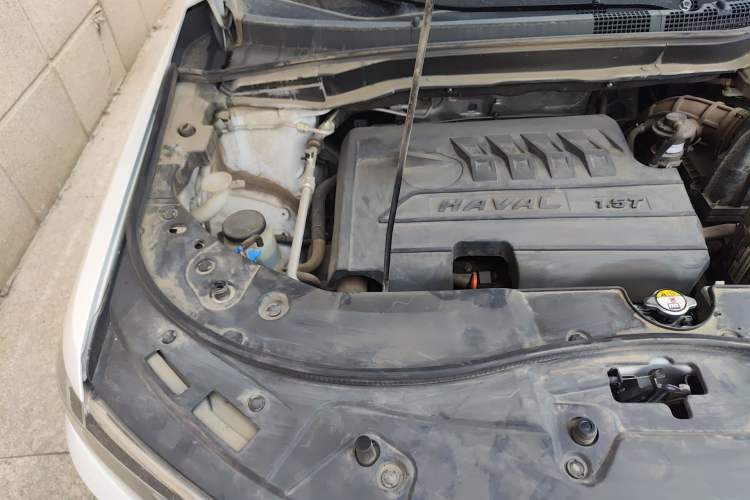 Used Haval H6 2018 Blue Label Sport Edition 1.5T Automatic Two-Wheel Drive Elite Model Engine Bay Right