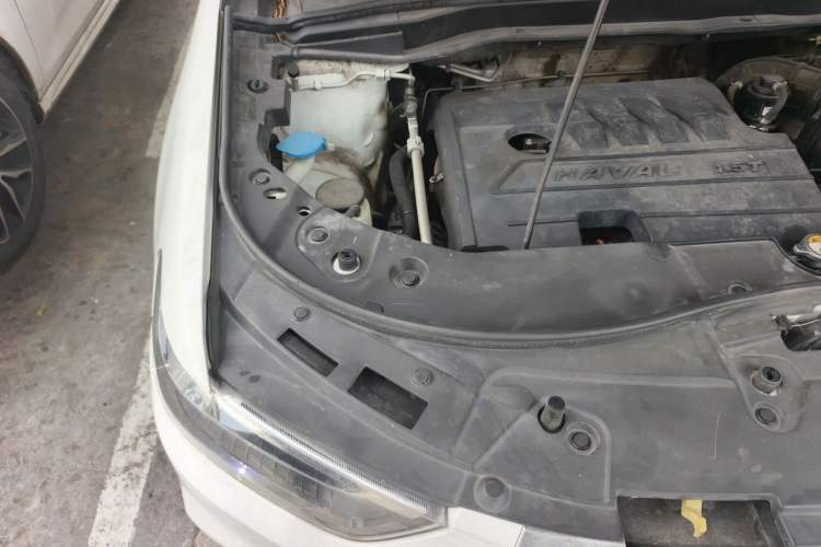 Used Haval H6 2018 Blue Label Sport Edition 1.5T Manual Two-Wheel Drive Elite Model Engine Bay Right