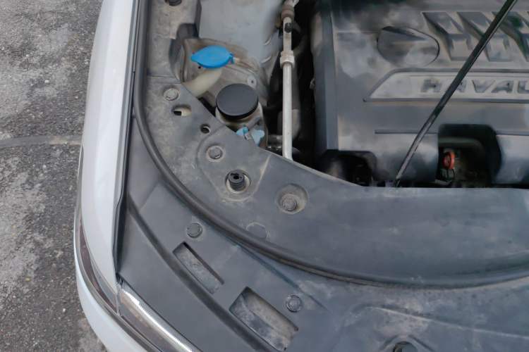 Used Haval H6 2018 Blue Label Sport Edition 1.5T Automatic Two-Wheel Drive Elite Model Engine Bay Right