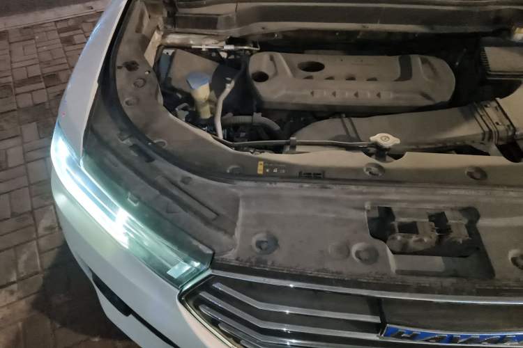 Used Haval H6 2018 Blue Label 2.0T Automatic Luxury Model Engine Bay Right