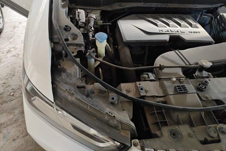 Used Haval H6 2018 Red-Label 1.5T Automatic Luxury Model Engine Bay Right
