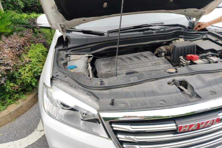 Used Haval H6 2018 Red-Label Sport Edition 1.5T Automatic Two-Wheel Drive Elite Model Engine Bay Right