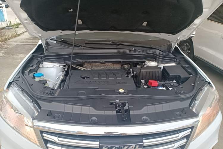 Used Haval H6 2018 Sport Edition 1.5T Manual Two-Wheel Drive Elite Model China V Standard Engine Bay