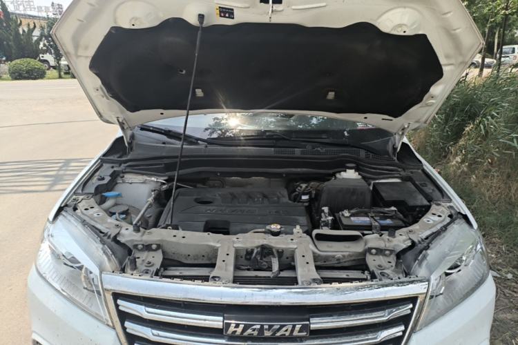 Used Haval H6 2018 Sport Edition 1.5T Automatic Two-Wheel Drive Elite Model China V Standard Engine Bay