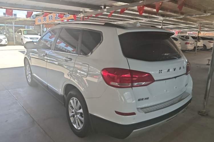 Used Haval H6 2018 Blue Label Sport Edition 1.5T Automatic Two-Wheel Drive Elite Model Exterior 2