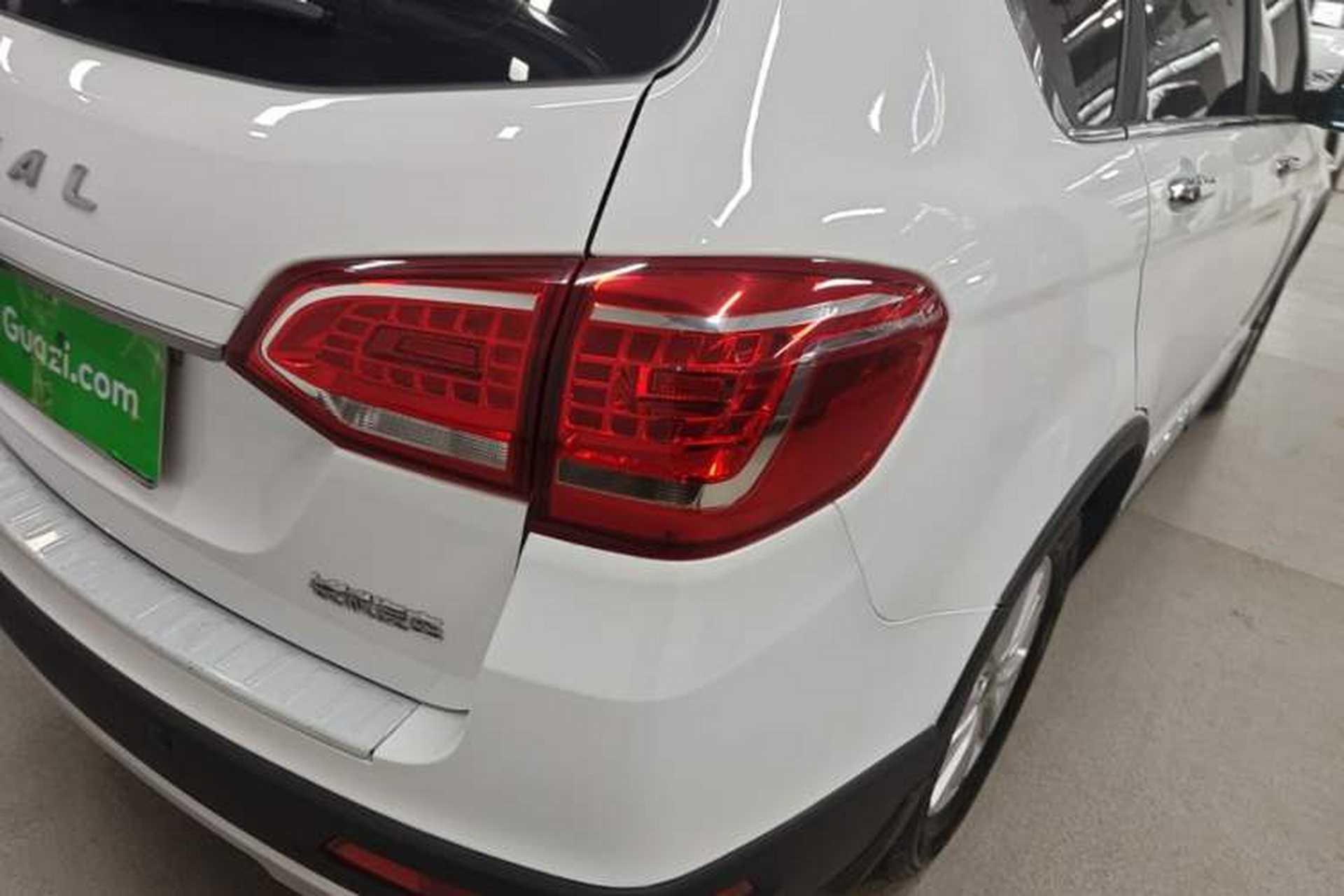 Used Haval H6 2018 Red-Label Sport Version 1.5T Manual Two-Wheel Drive Elite Model Exterior 3