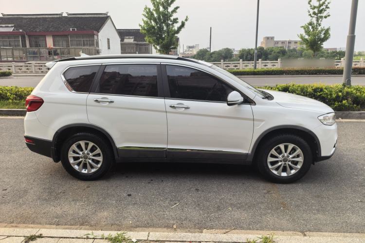 Used Haval H6 2018 Red-Label Sport Version 1.5T Manual Two-Wheel Drive Elite Model Exterior 3